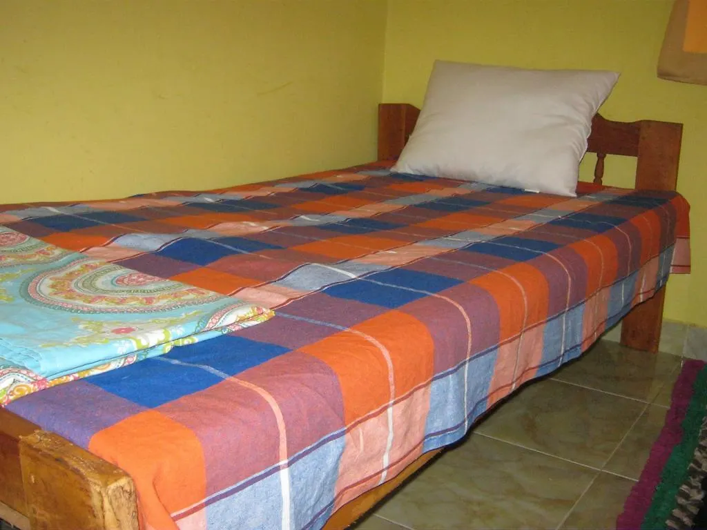 Vendégház Aurora - Negombo Budget Hostel
