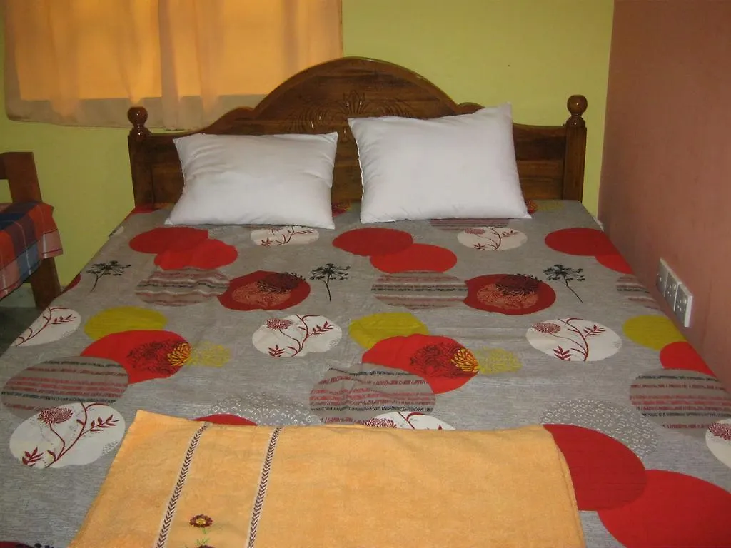 Aurora - Negombo Budget Hostel